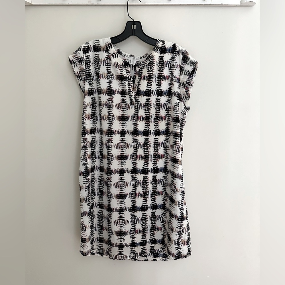 Katherine Barclay tunic, dress with multicolor plaid and white